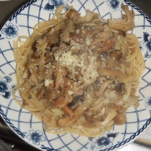 舞茸たっぷり☆簡単きのこソースパスタ